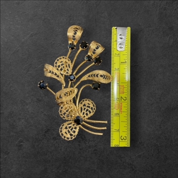 Women's Gold Tone Filigree Flower with Black Crystal Prong-Set Brooch & Earrings - Picture 5 of 6